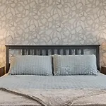 Uptown Gem! A Family Home Free Early Check-In!