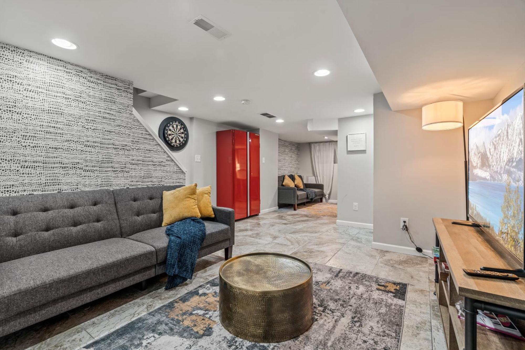Uptown Gem! A Family Free Early Check-in! Philadelphia