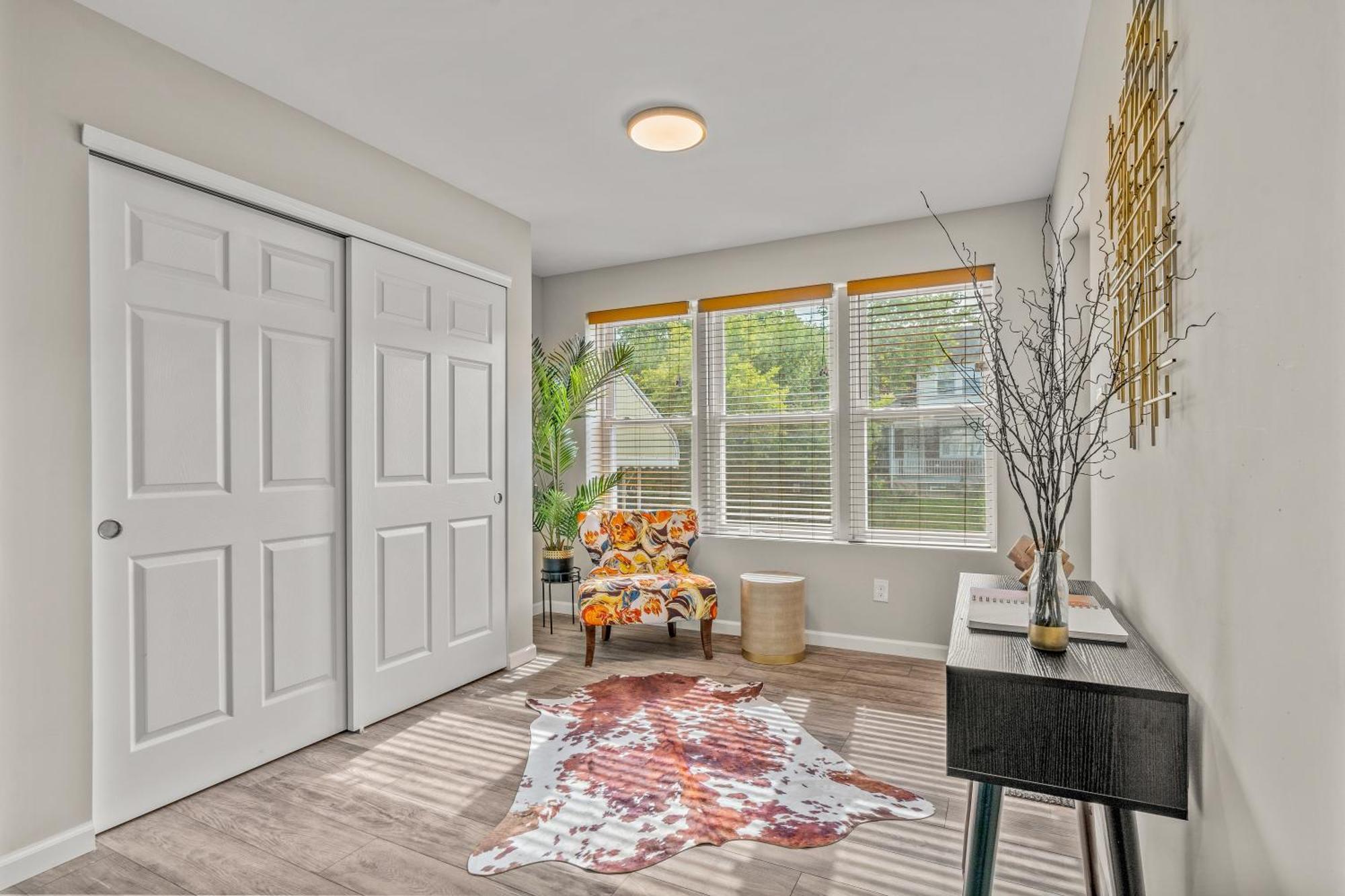 Holiday home Uptown Gem! A Family Free Early Check-in! *